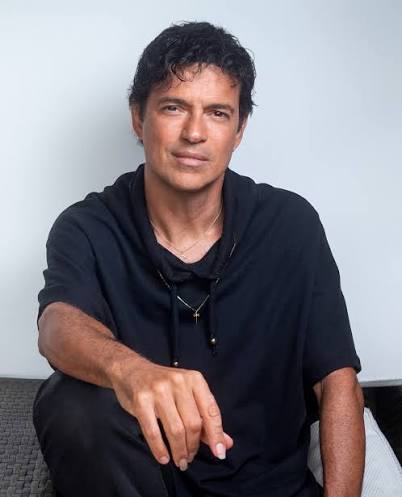 Jorge Vercillo traz show intimista a Goiânia em novembro