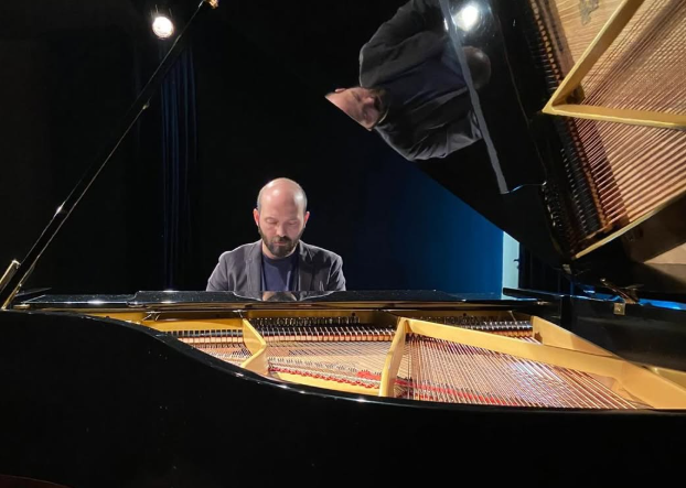 Pianista Paulo Meirelles se apresenta na Série Allegro do Centro Cultural UFG