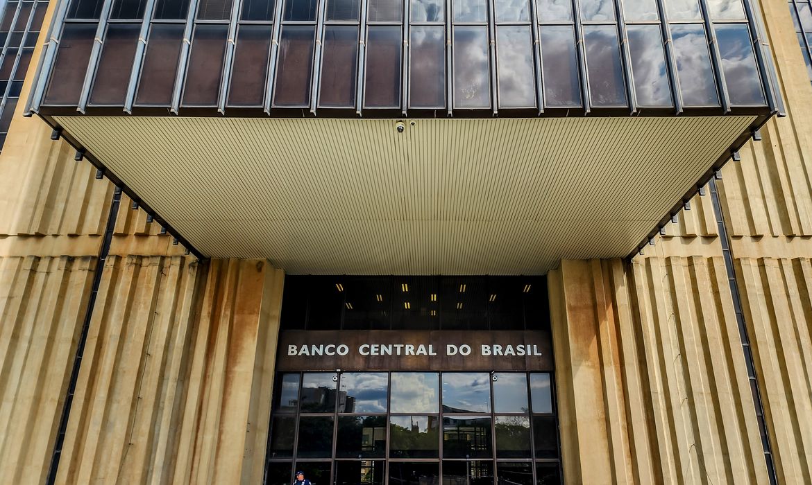 Expectativa do mercado para inflação de 2026 cai para 5,02%