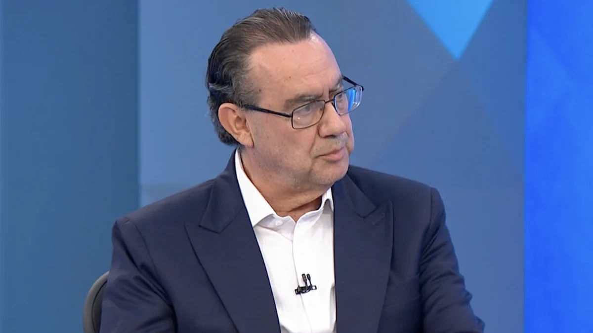 Da pior avaliação no JN ao terceiro lugar, Augusto Cury cresce em pesquisa