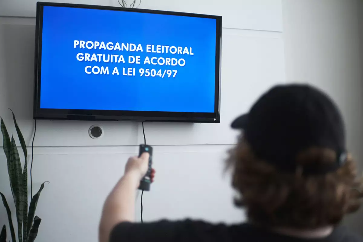Daniel deve ficar com quase metade do tempo da propaganda de rádio e televisão