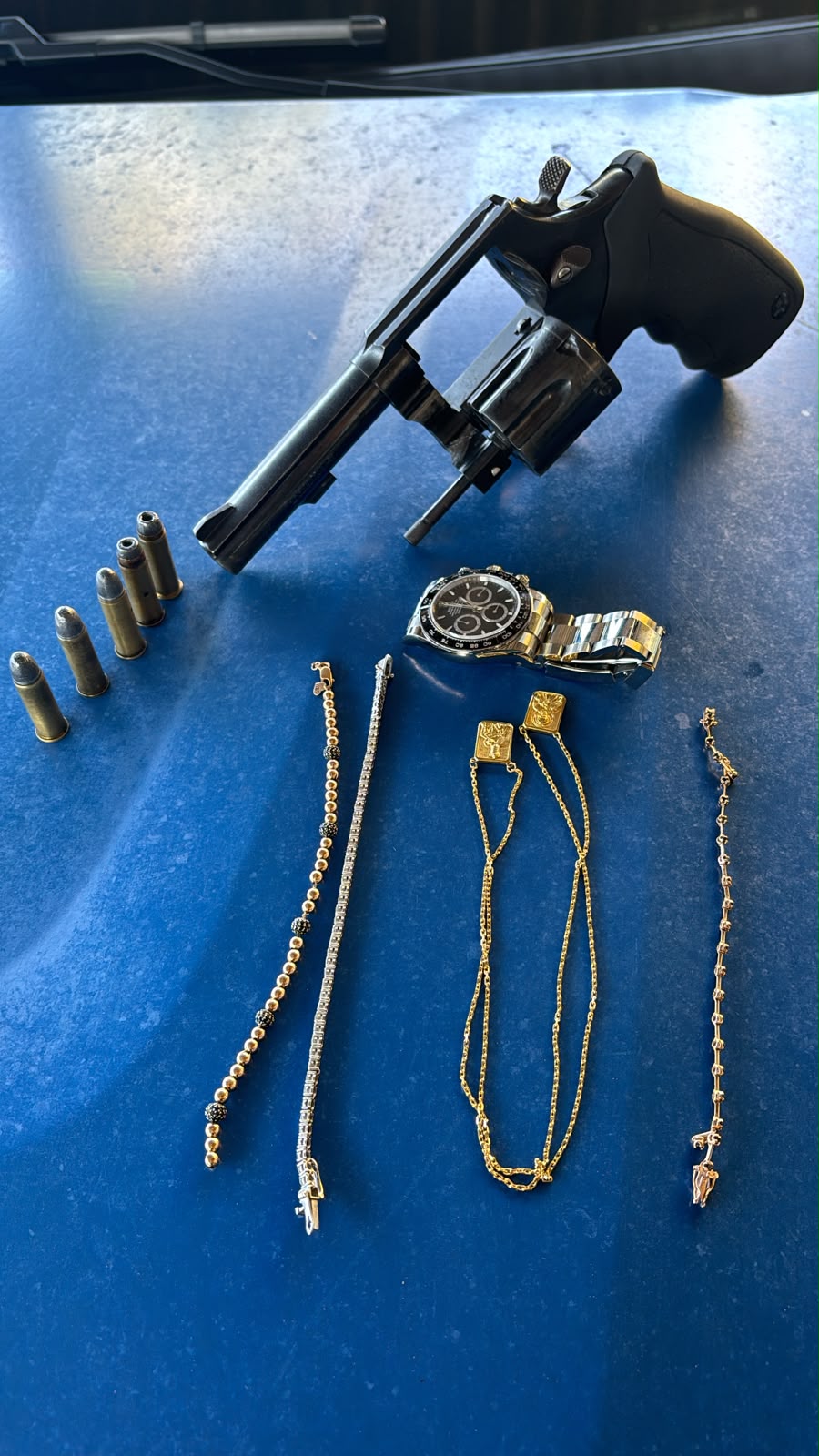 Fotos com Rolex nas redes atraem suspeitos de SP a Goiás; 4 são presos