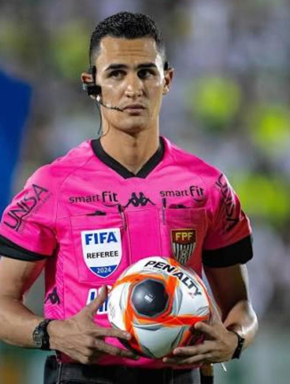 Árbitro FIFA vai comandar o clássico Atlético x Vila