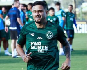 Recuperado, Wellington Rato está pronto para volrar ao time titular do Goiás