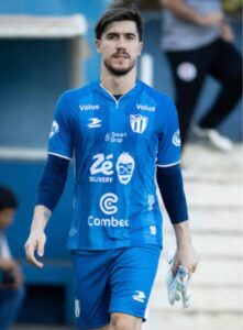 Clériston falha no gol do Goiânia