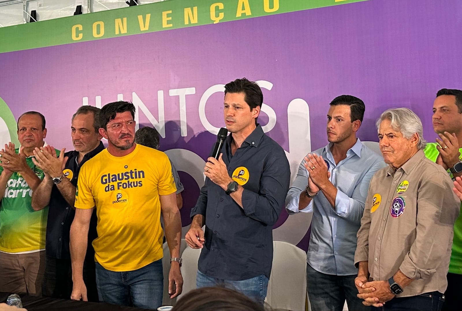 Vice-presidente do Podemos explica por que partido deixou apoio a Daniel para a última hora