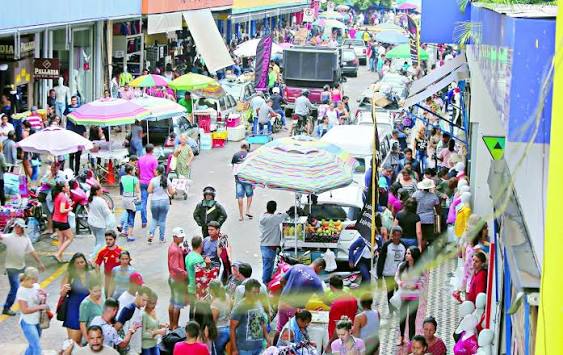 Dia dos Pais deve levar mais de 50 mil consumidores ao polo da Região da 44 em Goiânia