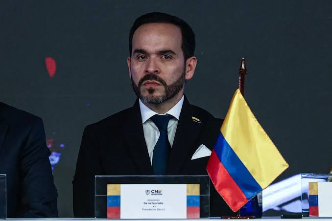 Governo colombiano limita resgate a aliados ideológicos e ignora ajuda do Brasil após terremoto