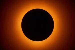 Céu de agosto terá dois eclipses, mas só um poderá ser visto do Brasil