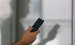 Perdão de dívidas do MEI: governo orienta como identificar avisos verdadeiros