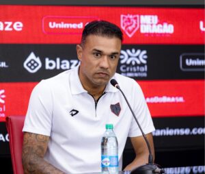 Roger Silva, excelente aproveitamento no comando técnico do Atlético Goianiense