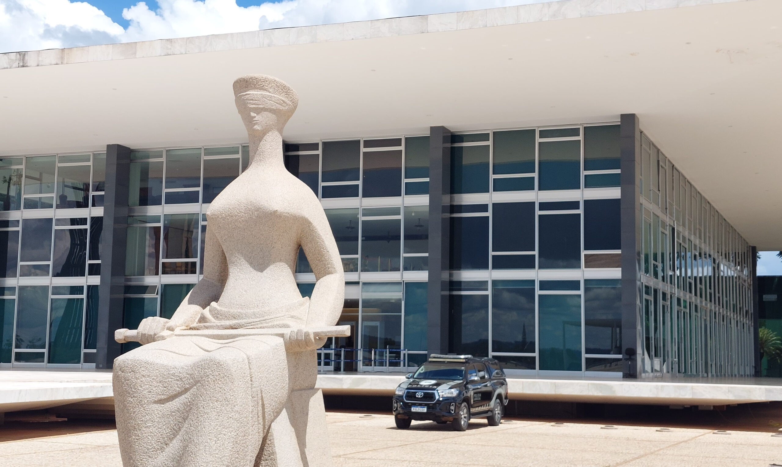 Crise no Supremo Tribunal Federal ameaça confiança da população no Poder 