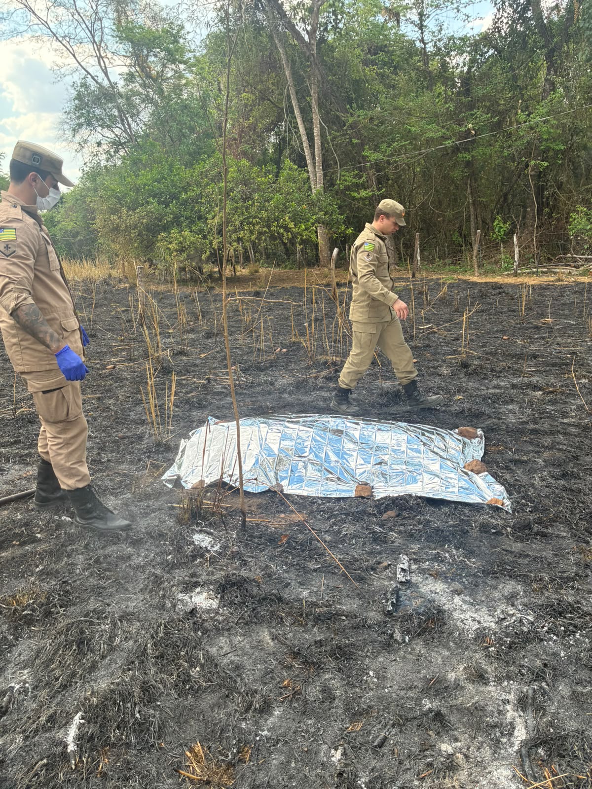 Homem de 65 anos é encontrado carbonizado em área de pastagem incendiada em Piracanjuba