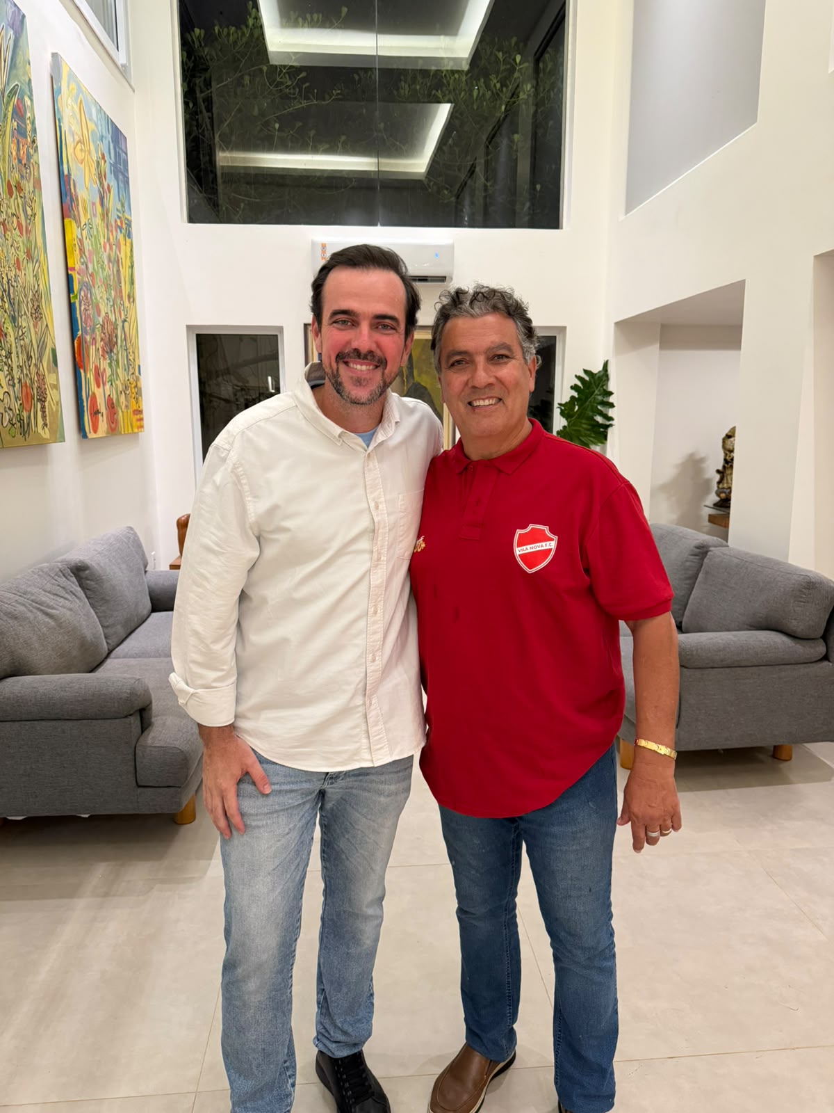Depois de deixar chapa de Zacharias, Thalles Jayme declara apoio a Mendanha