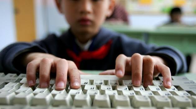 Redes sociais terão até 12 horas para comunicar à PF casos de risco a crianças e adolescentes