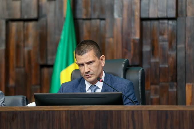 Vini Jr. aciona Justiça Eleitoral contra Douglas Ruas, do PL, por uso indevido de imagem em propaganda - Foto: Alex Ramos/Alerj