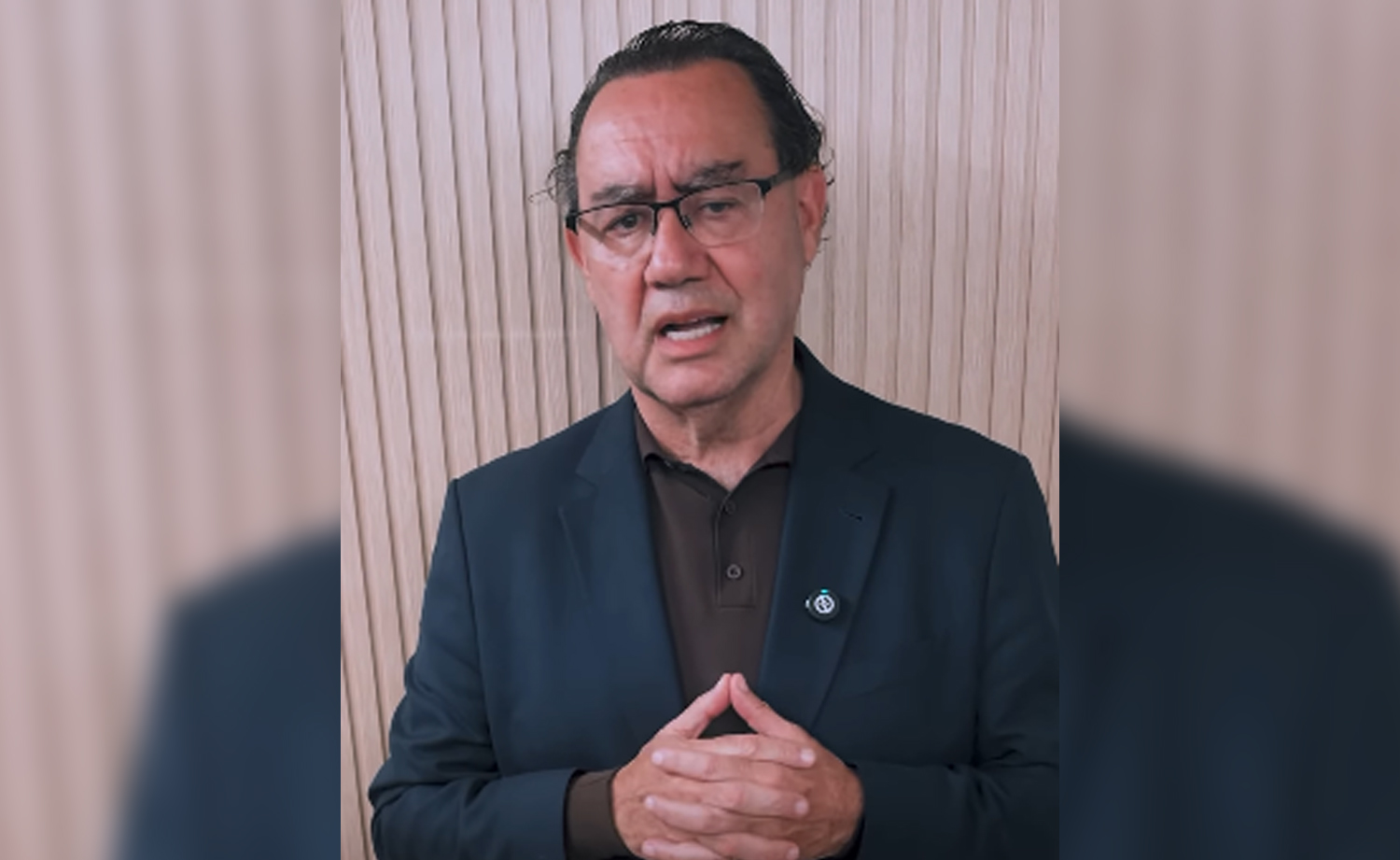 Após apoio a Flávio, eleitores de Augusto Cury se dividem entre críticas e elogios