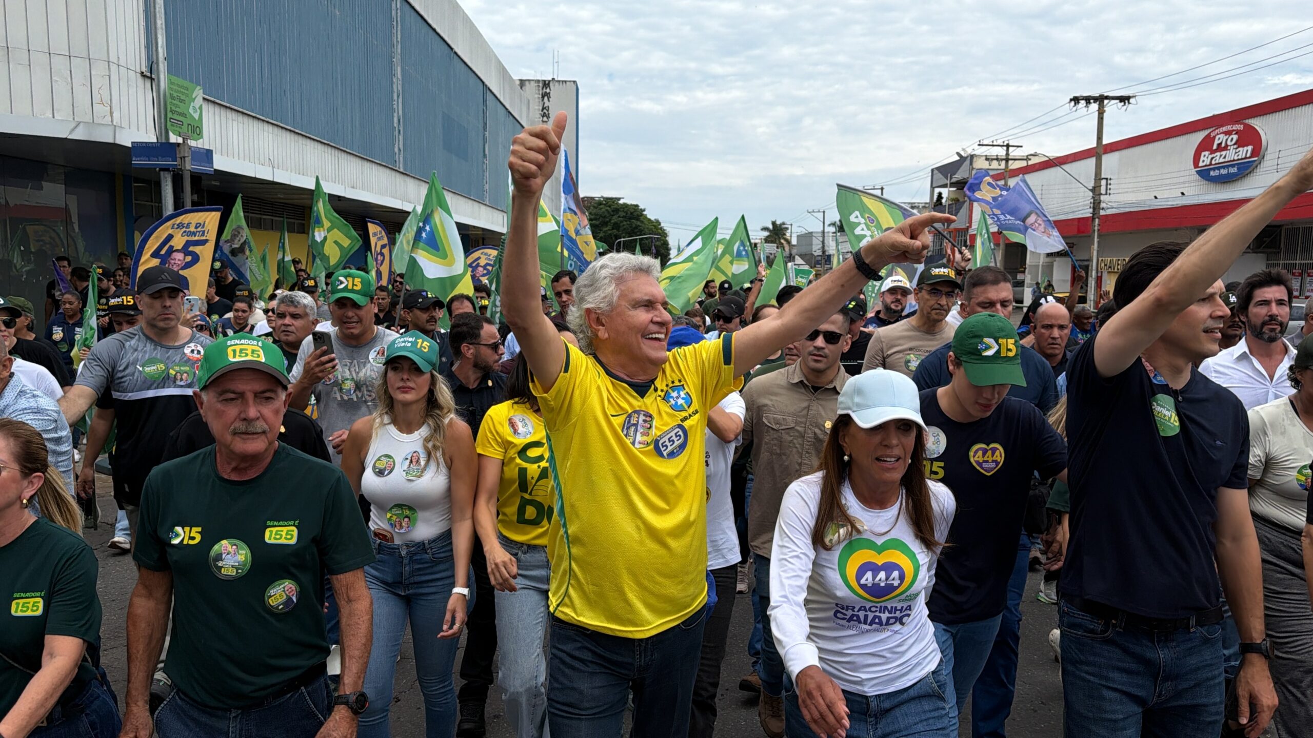 Caiado volta a negar desistência e não antecipa apoio em eventual segundo turno