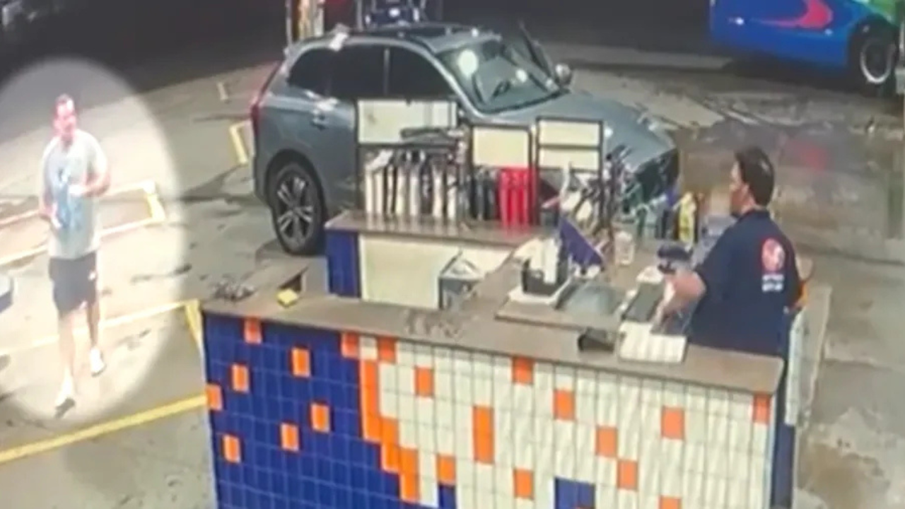 Últimas imagens mostram juiz comprando gasolina antes de morrer em carro