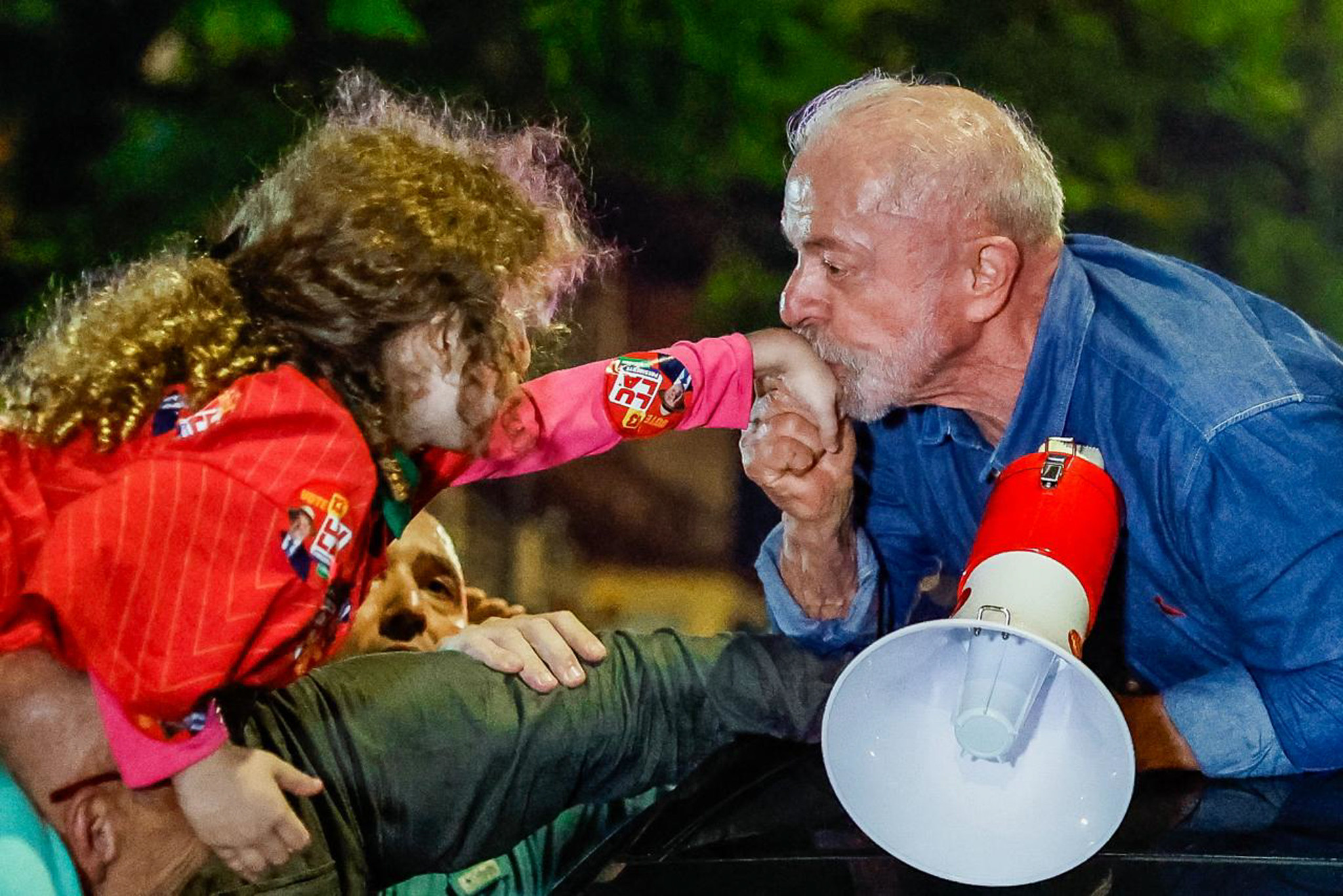 Lula faz 81 anos dois dias após reeleição e terá festa no Alvorada