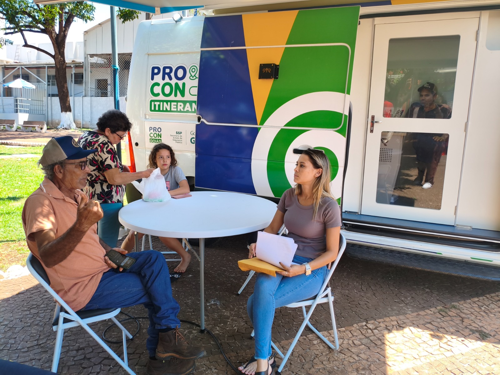 Procon Itinerante leva atendimento gratuito a municípios do interior de Goiás - Divulgação