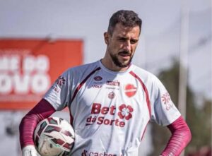 Helton Leite, quatro jogos sem sofrer gols