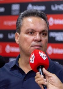 Adson Batista: não gosto de jogador de futebol