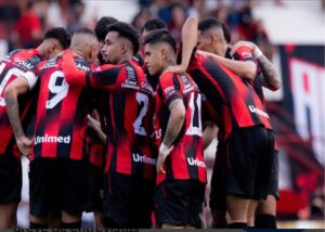 Greve de entrevistas no Atlético pelo atraso no pagamento