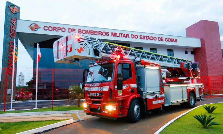 Bombeiros atendem afogamento com duas vítimas fatais em Trindade