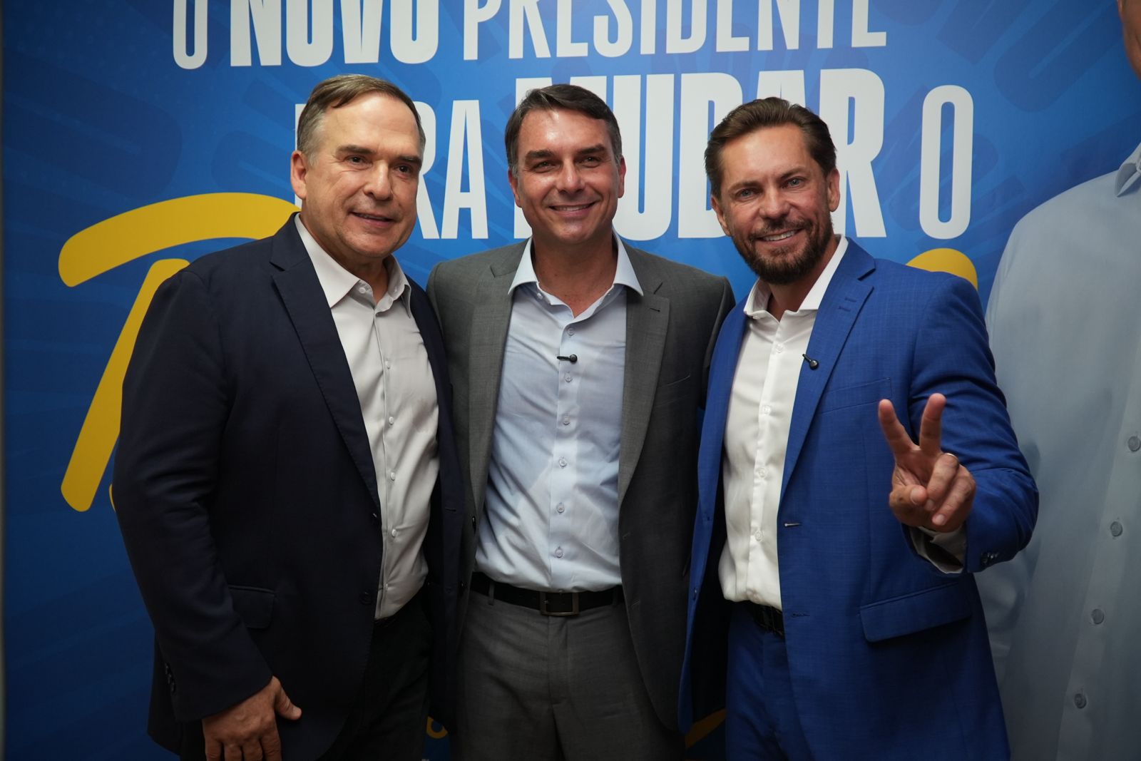 Mabel e Bruno Peixoto participam de ato que formaliza apoio de União Brasil e PP a Flávio