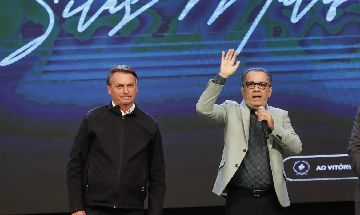“Esses filhos de Bolsonaro são uns jumentos”, dispara Silas Malafaia