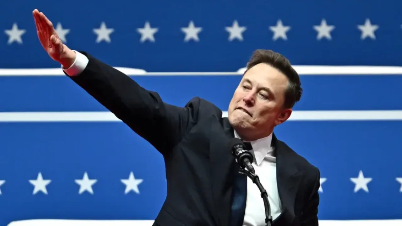 Musk e Bannon questionam vitória de Lula sem apresentar provas