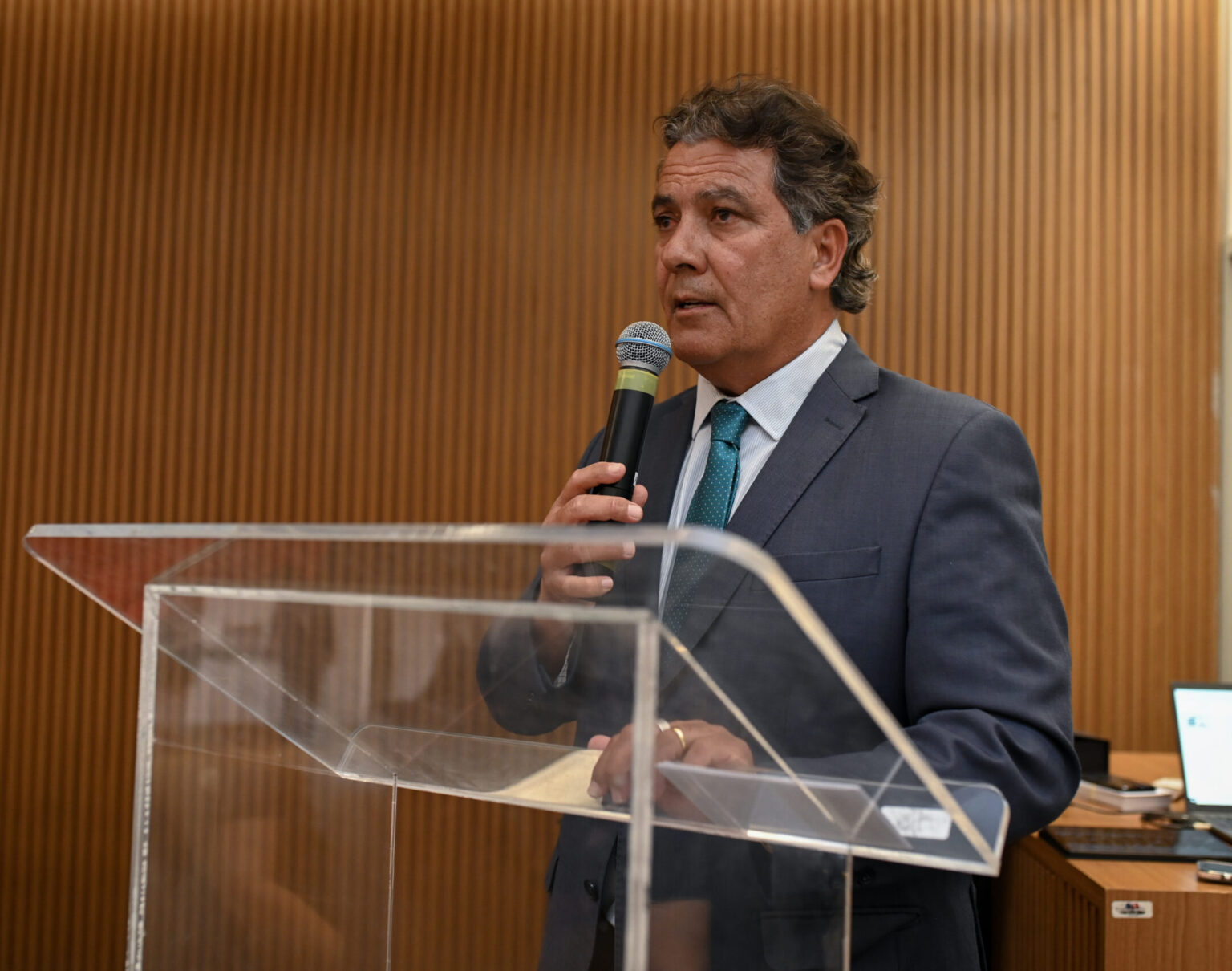 Vice-presidente da OAB-GO pede desculpas após comentário contra petistas